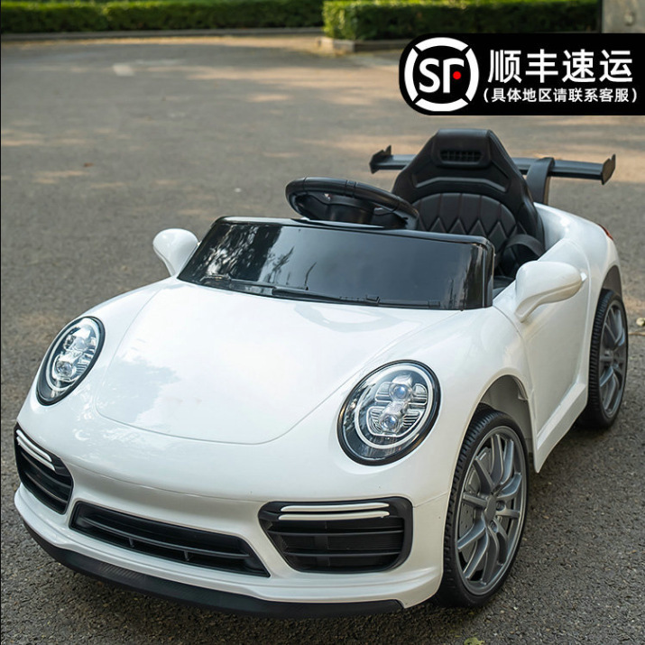 Coche eléctrico para niños Coche de control remoto de cuatro ruedas para hombres y mujeres Auto-conducción Internet celebridad carga columpio tracción en las cuatro ruedas solo coche de juguete