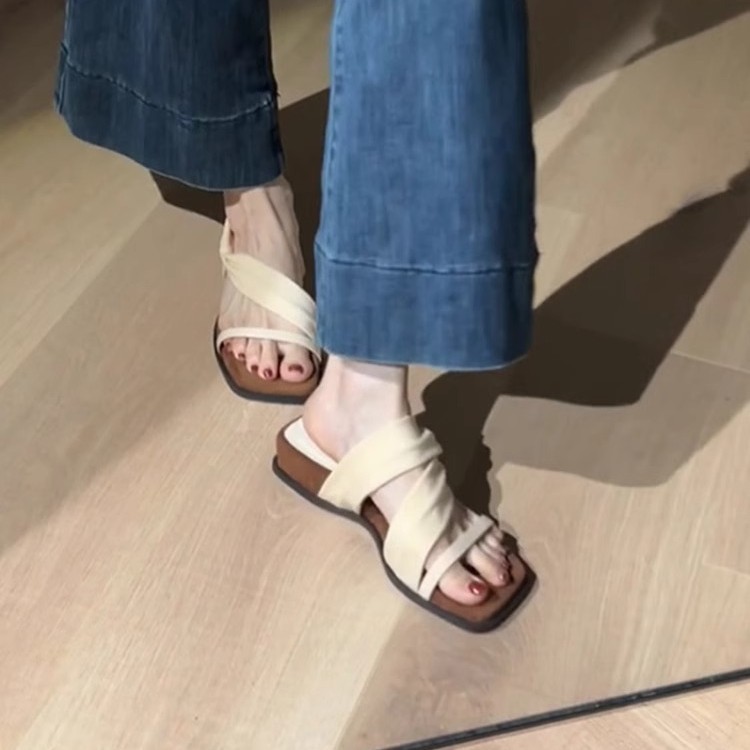 carousel-thumb-4