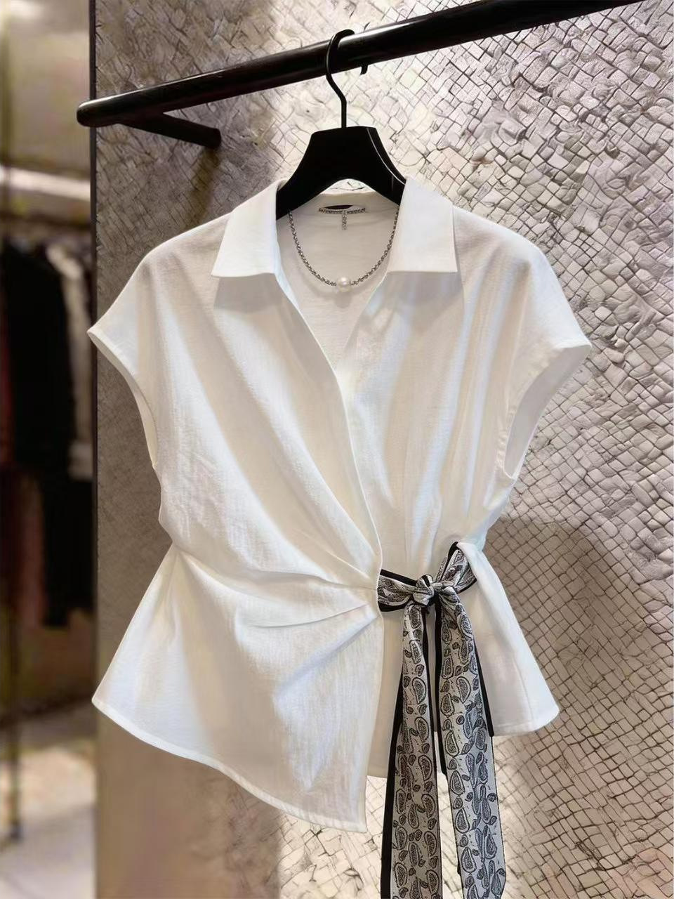 Áo sơ mi nữ ngắn tay cổ polo thắt eo kiểu Pháp — màu trắng