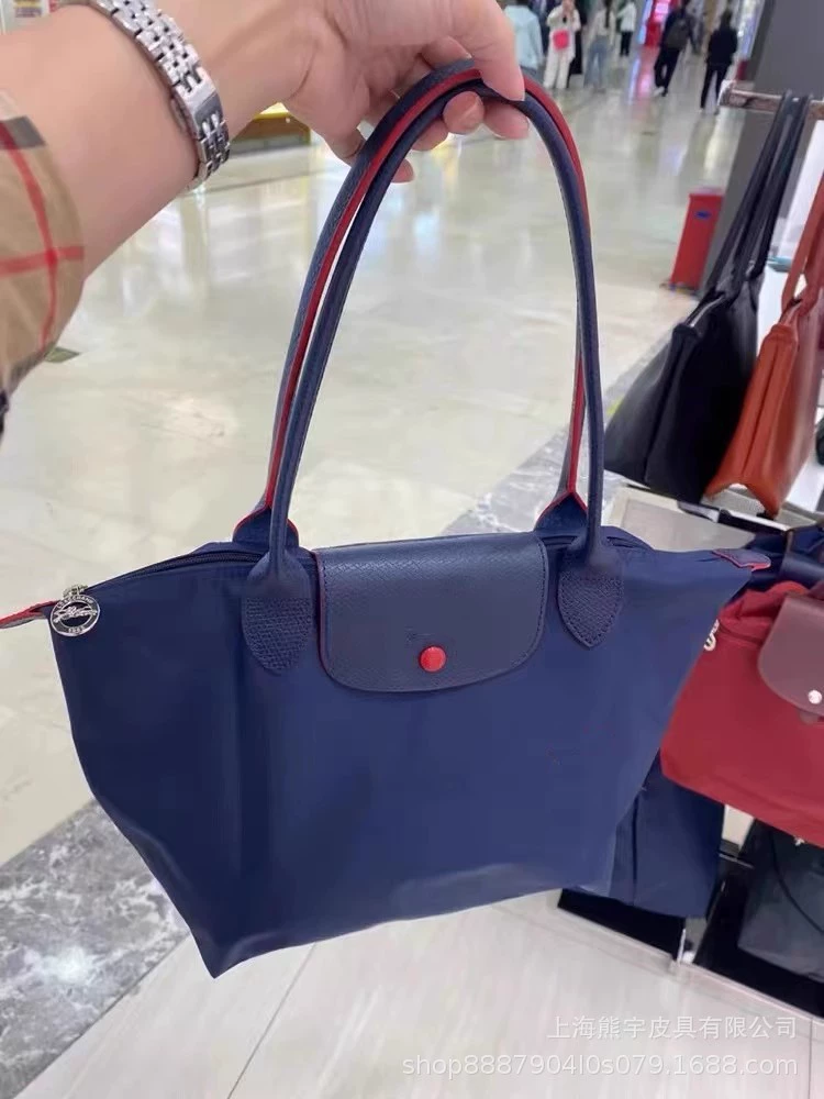 Foldable capacious purse for mother and baby, one-shoulder bag