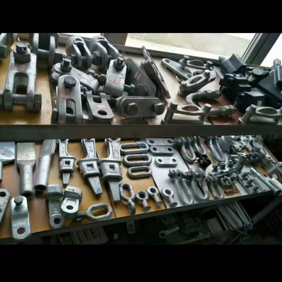 QP-7,U-7，W-7A,WS-7 Z-7，W-7B金具 线路高压陶瓷电瓷瓷瓶绝缘子