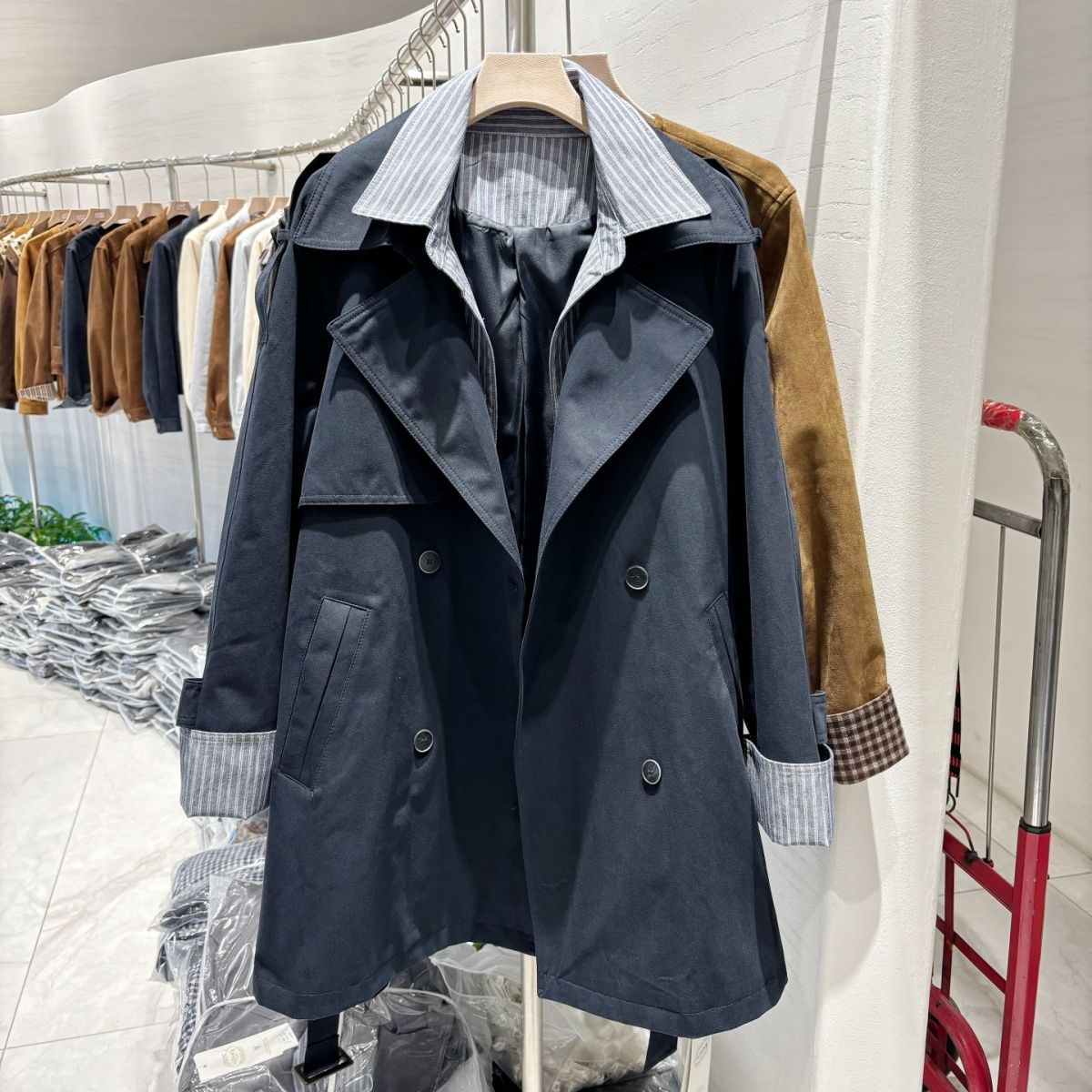 Damen Trenchcoat Gestreift Im Patchwork Design Mittellang_voghion.com