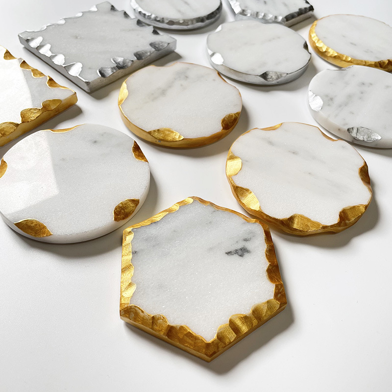 Fábrica al por mayor de mármol natural posavasos ins Borde de oro y plata montaña nórdica borde mantel Venta caliente