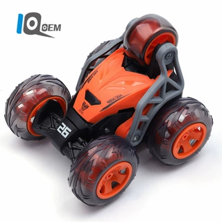 IQ0EM 2.4G特技翻滚遥控车五轮翻斗车充电耐摔男孩汽车玩具跨境