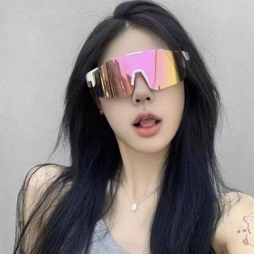 Trendy Outdoor Sports Cycling Glasses, Bicycle Eyewear, Vibrant Sunglasses – European & American-Style Shades for Men and Women