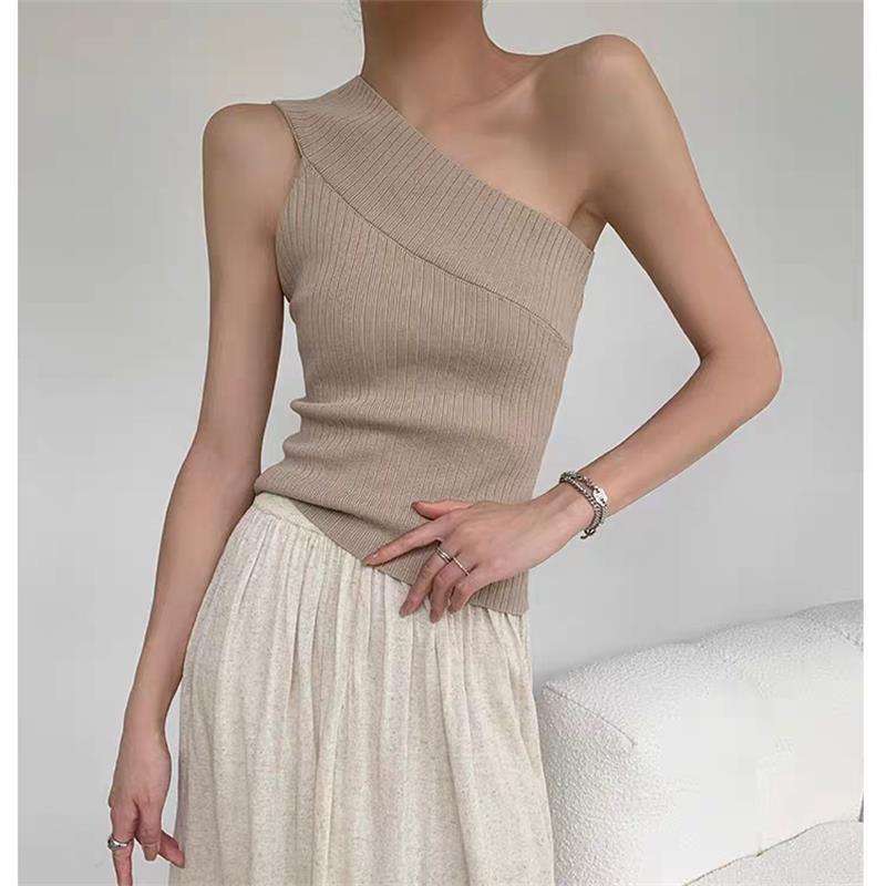 Asymmetrical Sleeveless Knitted Vest for Women, Summer Thin Style, Slim Fit, Unique Design, Off-Shoulder Short Top 2026