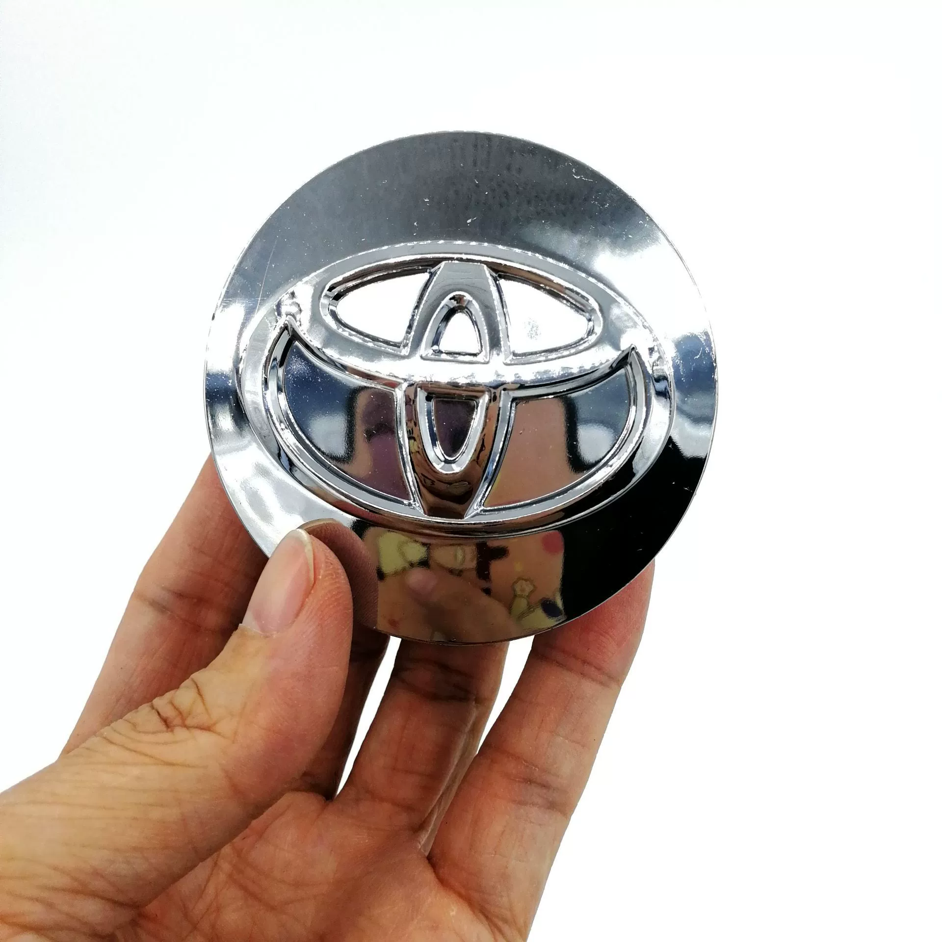 Подходящий для Toyota 62 мм Karolla Highlander's новый RAV4 электрохимическое покрытие центральной крышки колеса оптовая