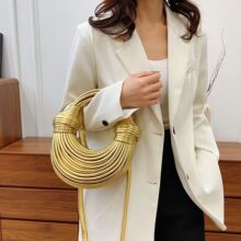 ���l�K�Ӱ�С�����sŮ������ɫ�yɫ�����2025�����¿�μ�б���