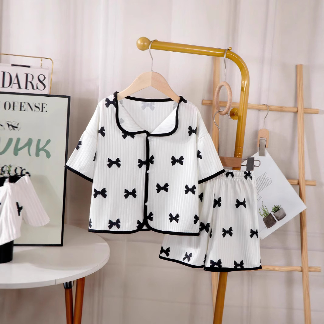 Girls' Home Wear 2026 New Summer Ice Silk Lapel Pajamas for Older Children Short-Sleeved Home Set