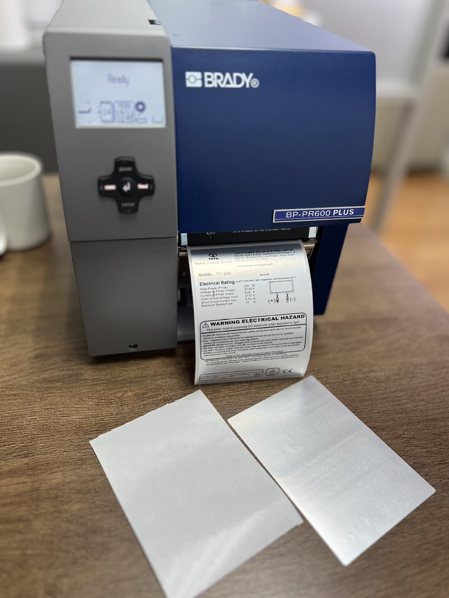 中卫市冠豪太阳能汽车标签模切彩印厂-太阳能电池板PET商标签纸