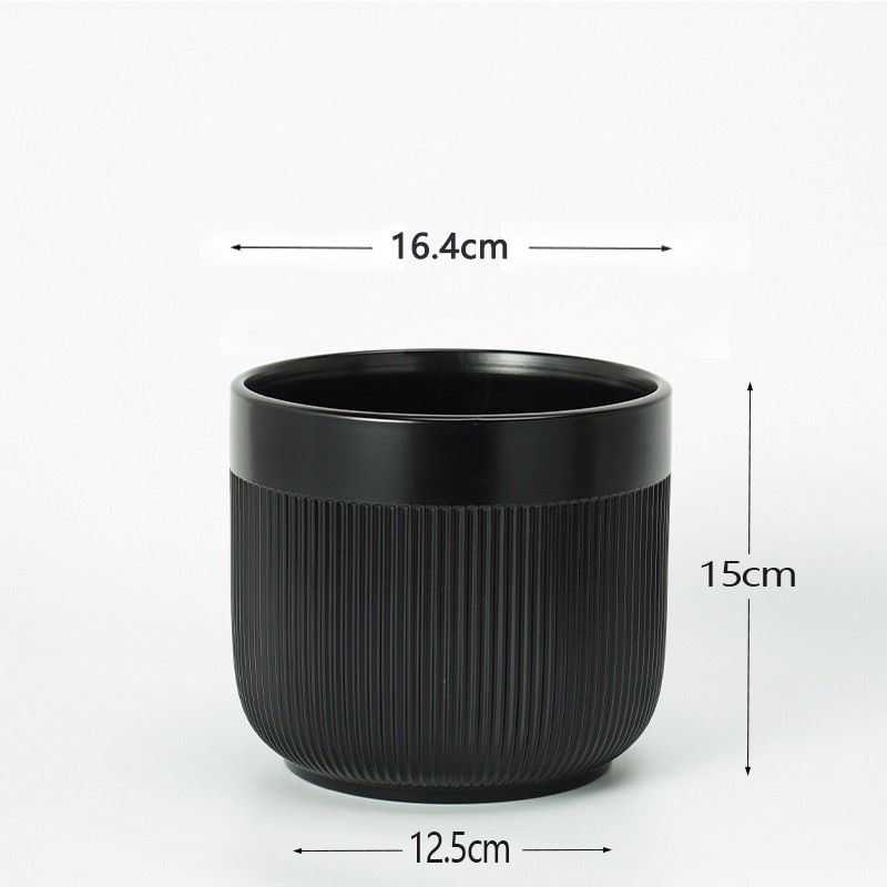 Sub-black large (with plastic base)