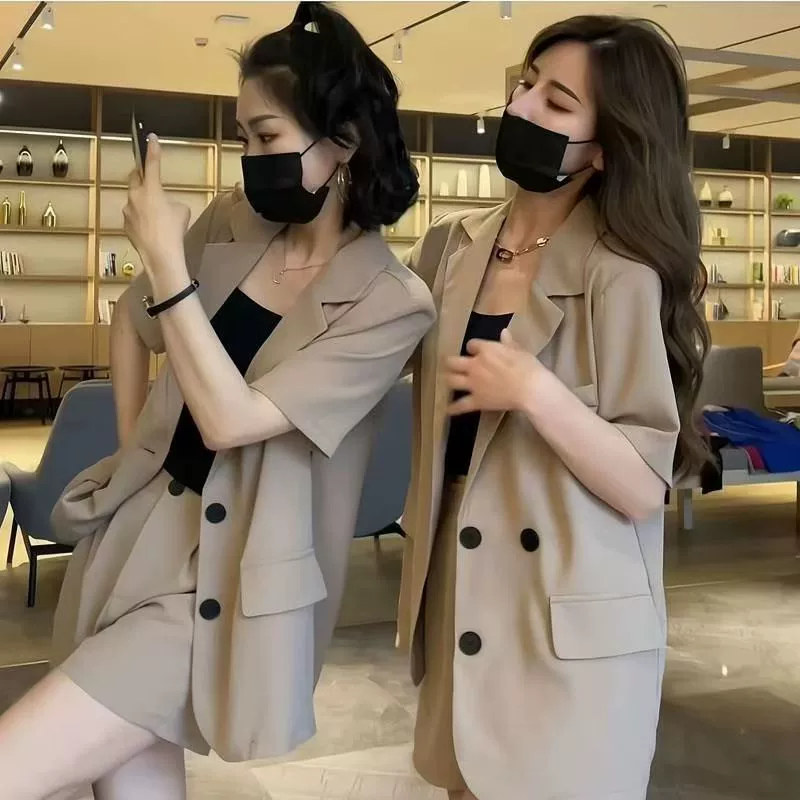 Костюм больших размеров для полных MM, женственный, уменьшающий возраст и модный летний популярный пиджак и шорты, летний костюм из двух частей