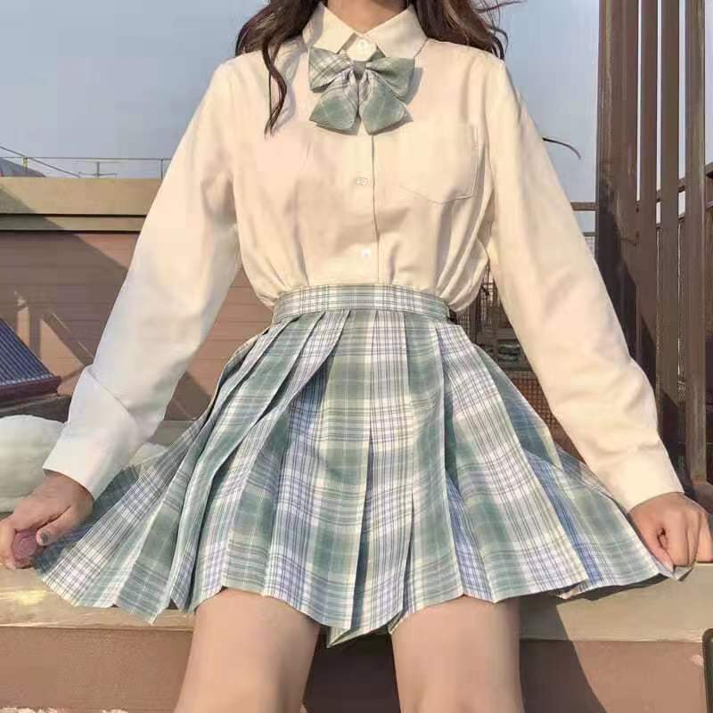 Cedar send a single pleated skirt