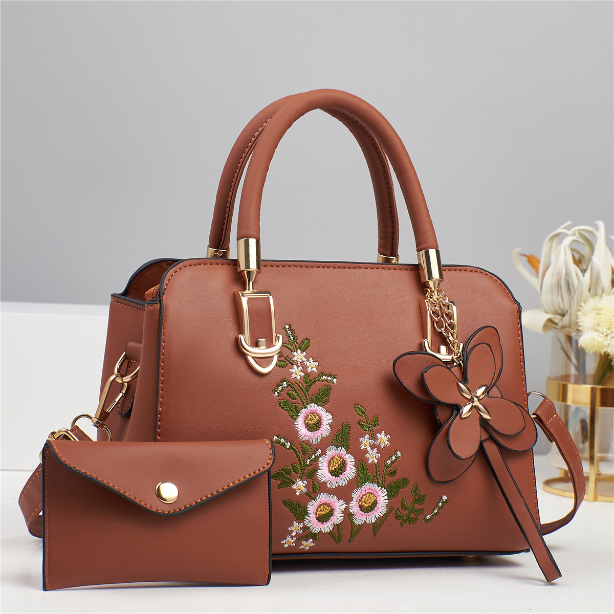 Women's Gender Women's Medium Pu Leather Flower Elegant Sewing Thread Square Zipper Bag Sets
