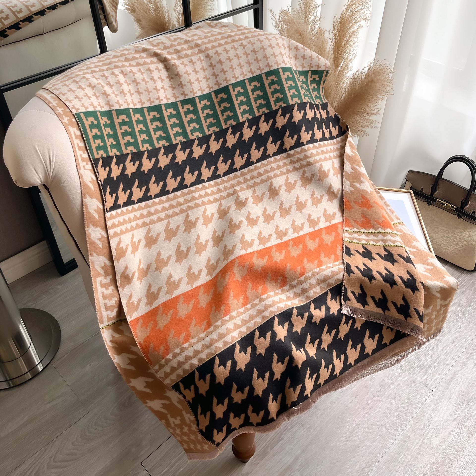 Otoño y invierno nuevo estilo coreano empalmado bufandas Jacquard de doble cara imitación de cachemir gruesa mantel caliente para mujeres