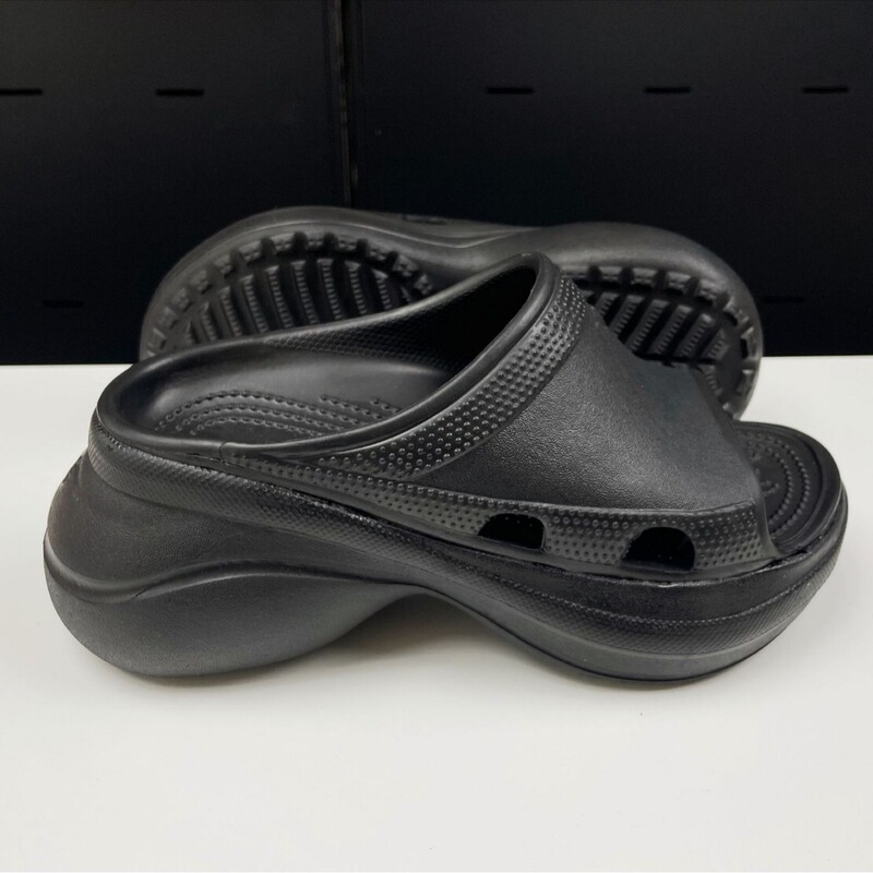 2024 New Puff Hole Shoes Women's Baotou Slippers Thick Bottom Slippers for Big Father Height Increased Outdoor Wading Beach Sandals