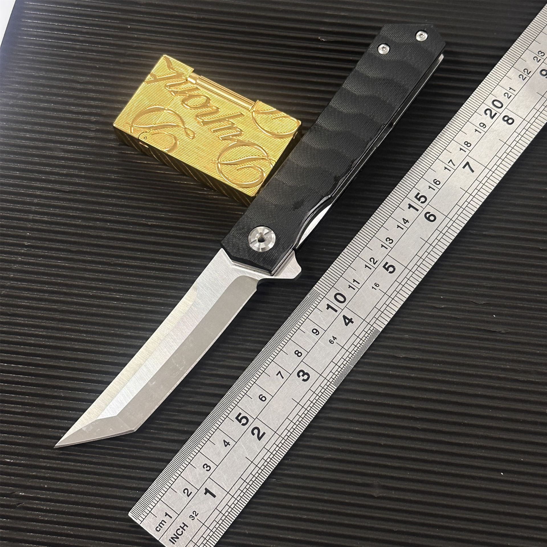 跨境货源不锈钢户外折叠刀D2多用途战术刀G10野外高硬度便携小刀