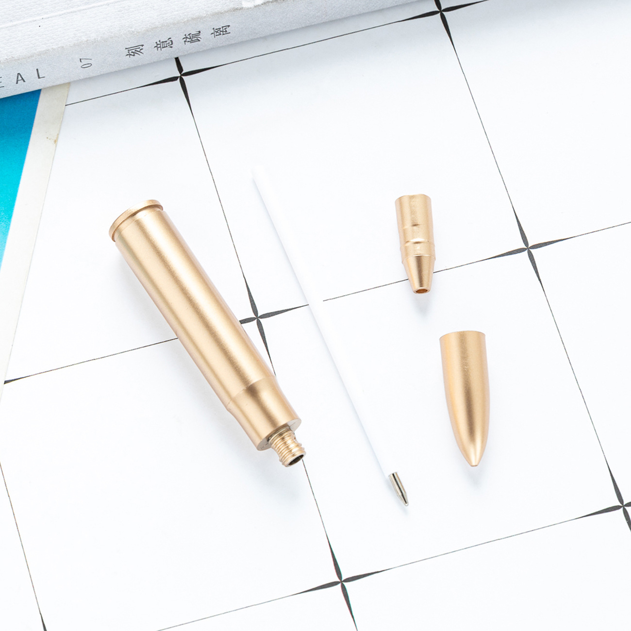 Creativo retro forma de bala lápiz de bola simulación de armas lápiz de aceite para estudiantes de primaria juguetes premios lápiz de bola de plástico