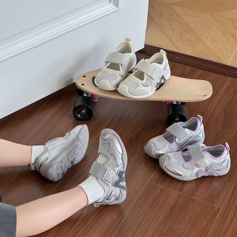 Children's Sports Sandals 2026 Summer New Style Girls' Breathable Shallow-Soled Soft-Soled Mesh Shoes Boys' Non-Slip Forrest Gump Shoes Children's Sports Sandals 2026 Summer New Style Girls' Breathable Shallow-Soled Soft-Soled Mesh Shoes Boys' Non-Slip Forrest Gump Shoes