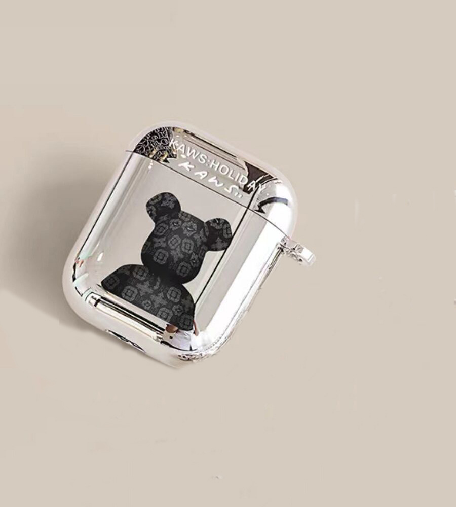 Чехол для AirPods с электрогальническим покрытием и подвеской
