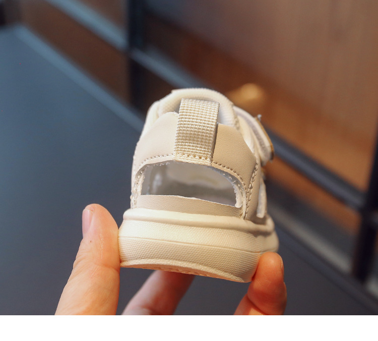 Sandali per bambini a maglia singola nuovo stile estivo 2024, scarpe per bambini ultraleggere, scarpe per ragazze con fondo morbido antiscivolo Baotou per ragazzi, scarpe con telaio_voghion.com