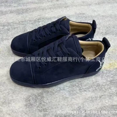 Новые мужские туфли с электрической вышивкой European Station, мужские туфли с красной подошвой, черные мужские туфли с низким верхом и заклепками, повседневная обувь на плоской подошве, туфли в форме полумесяца