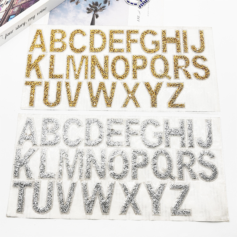 Nuevos productos 26 letras inglesas toda la tela de perforación caliente parche de ropa sombrero diamante joyas accesorios diamante
