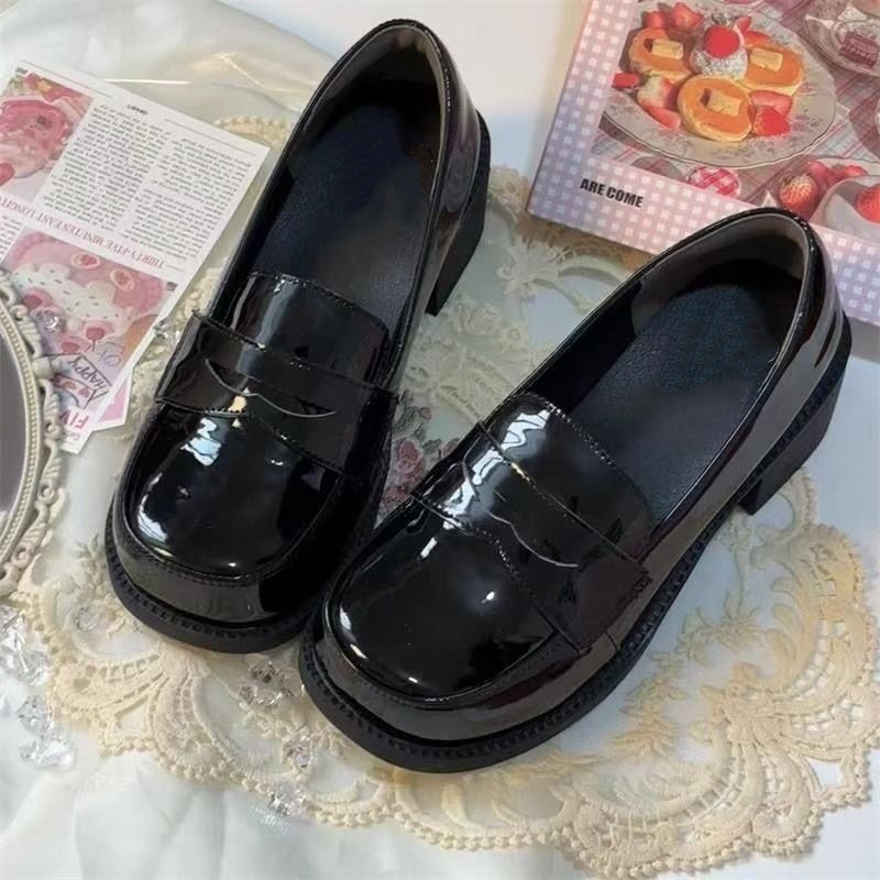 Zapatos de marizhen 2026 nuevos zapatos uniformes jk de talón alto brillante retro marizhen