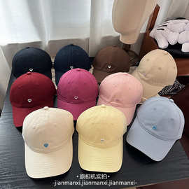 2026新款棒球帽女春夏季遮阳防晒多巴胺色系鸭舌帽爱心标百搭帽子