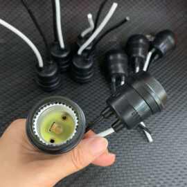 定制黑色软胶防水灯头出口巴西E27灯口灯座黑白双色线防水螺口