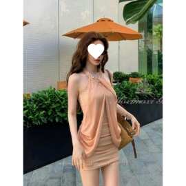 2026夏季名媛千金约会度假网纱雪纺编织挂脖裙褶皱包臀短裙女