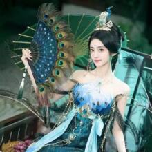 孔雀羽毛折扇刺绣扇黑杆亮片扇子咏春礼品扇诸葛亮羽毛扇中国风