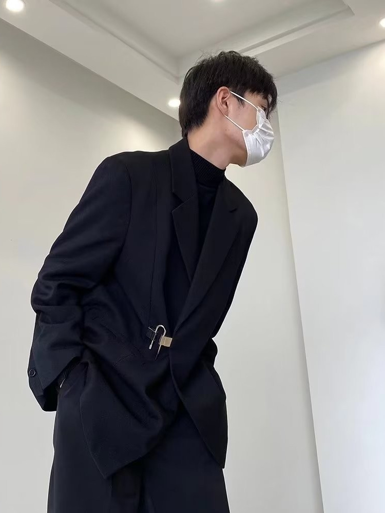 Chaqueta de traje con sentido de diseño con bloqueo de bolsillo para hombre de moda