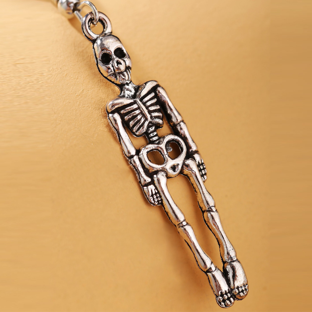 Creative Halloween Oreille Accessoires Personnalité Alternative Rétro Crâne Pendentif Boucles D'oreilles display picture 3