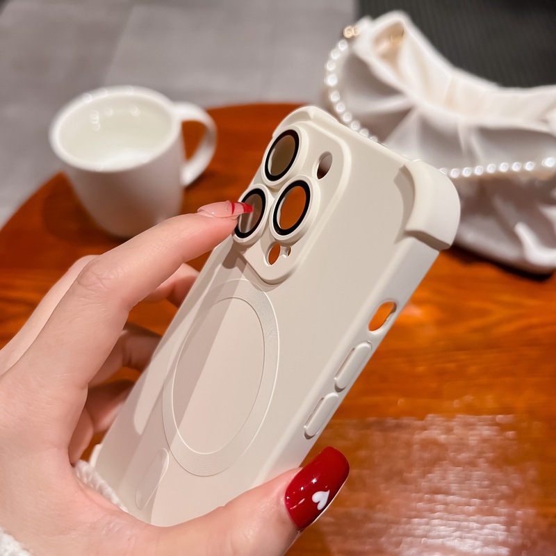 Funda para teléfono móvil iPhone 17 PRO, con airbag líquido, succión magnética en las cuatro esquinas, película protectora para la lente de Apple 14, funda protectora de cobertura total