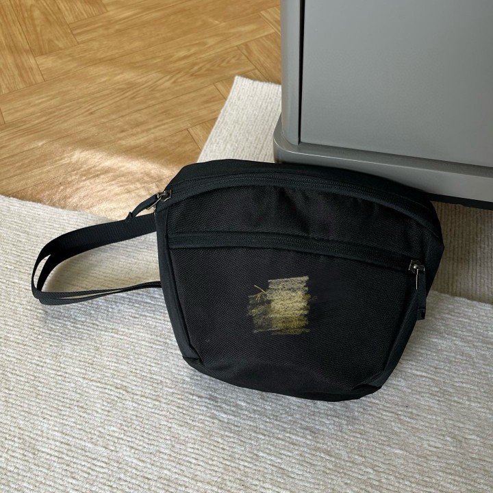 Chicken Skeleton Design 2L Casual Outdoor Sports Shoulder Bag, Waist Bag, Small Bag, Chest Bag for Men and Women Couples 3