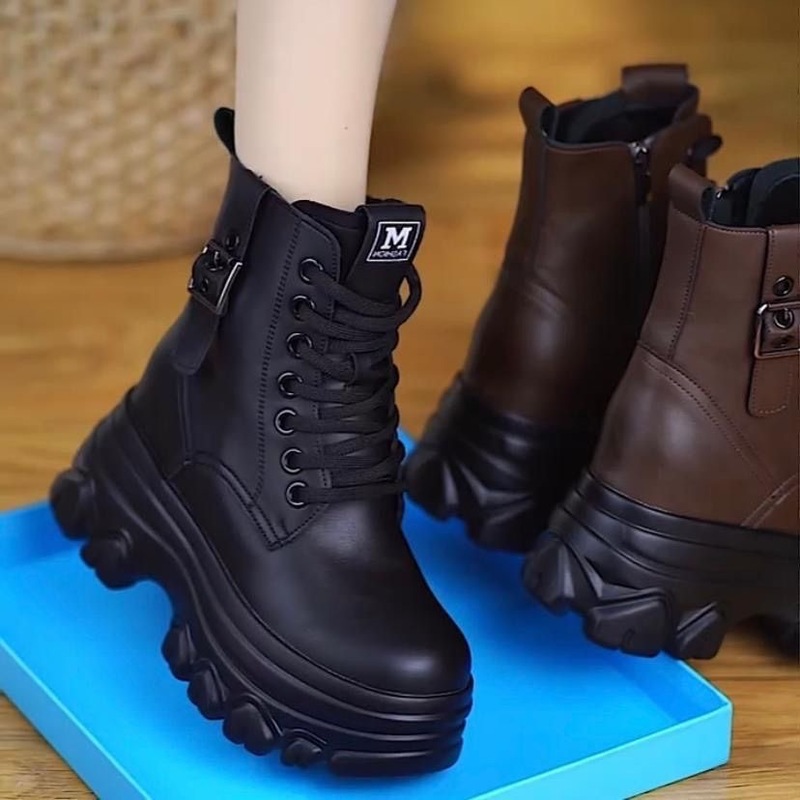 In-Stock Height-Increasing Martin Boots for Women, Autumn 2025 New Style, Petite Thick-Soled Short Boots for Women, Winter Fleece-Lined Non-Slip Warm Shoes