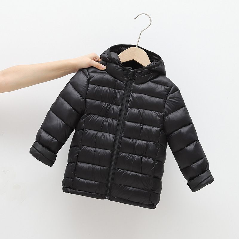 2024 Otoño e Invierno ropa para niños nueva chaqueta para niños chaqueta para hombres y mujeres mediana y pequeña para niños bebé corto casual chaqueta cálida moda
