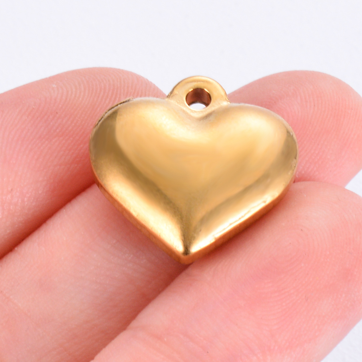 23g Weight 10 PCS/Package Stainless Steel Heart Shape Pendant