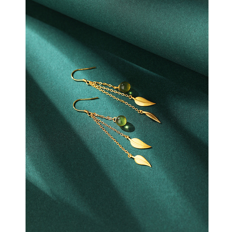S925 plata esterlina borla pendientes de las mujeres vintage oro antiguo artesanía cuentas redondas verde Jade hoja pendientes de oro arena