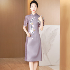 2025年夏の新型紫の温婉で上品で、大気のチャイナドレスの新中国風の服装が痩せて見えるワンピースです。
