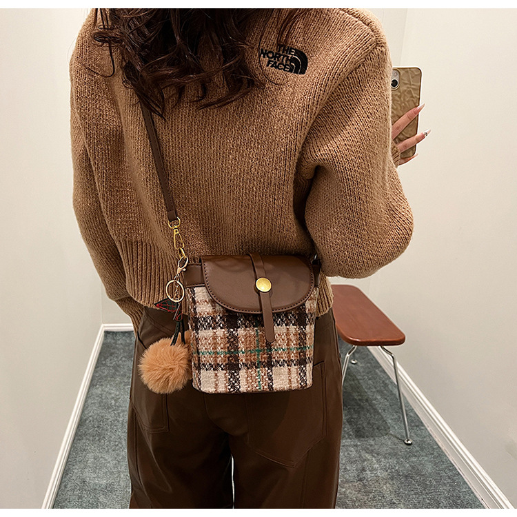 Moda autunno/inverno nuova borsa a tracolla monospalla in stile occidentale da donna versatile in lana 2024_voghion.com