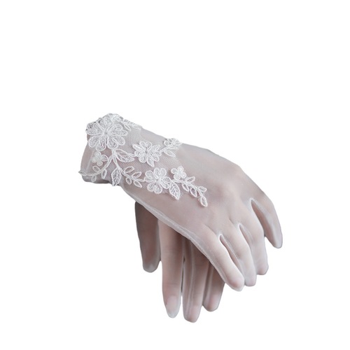 WG060 White Wedding Gloves Elegant Super Fairy Short Lace Wedding Photo Dinner Party Gloves Wholesale