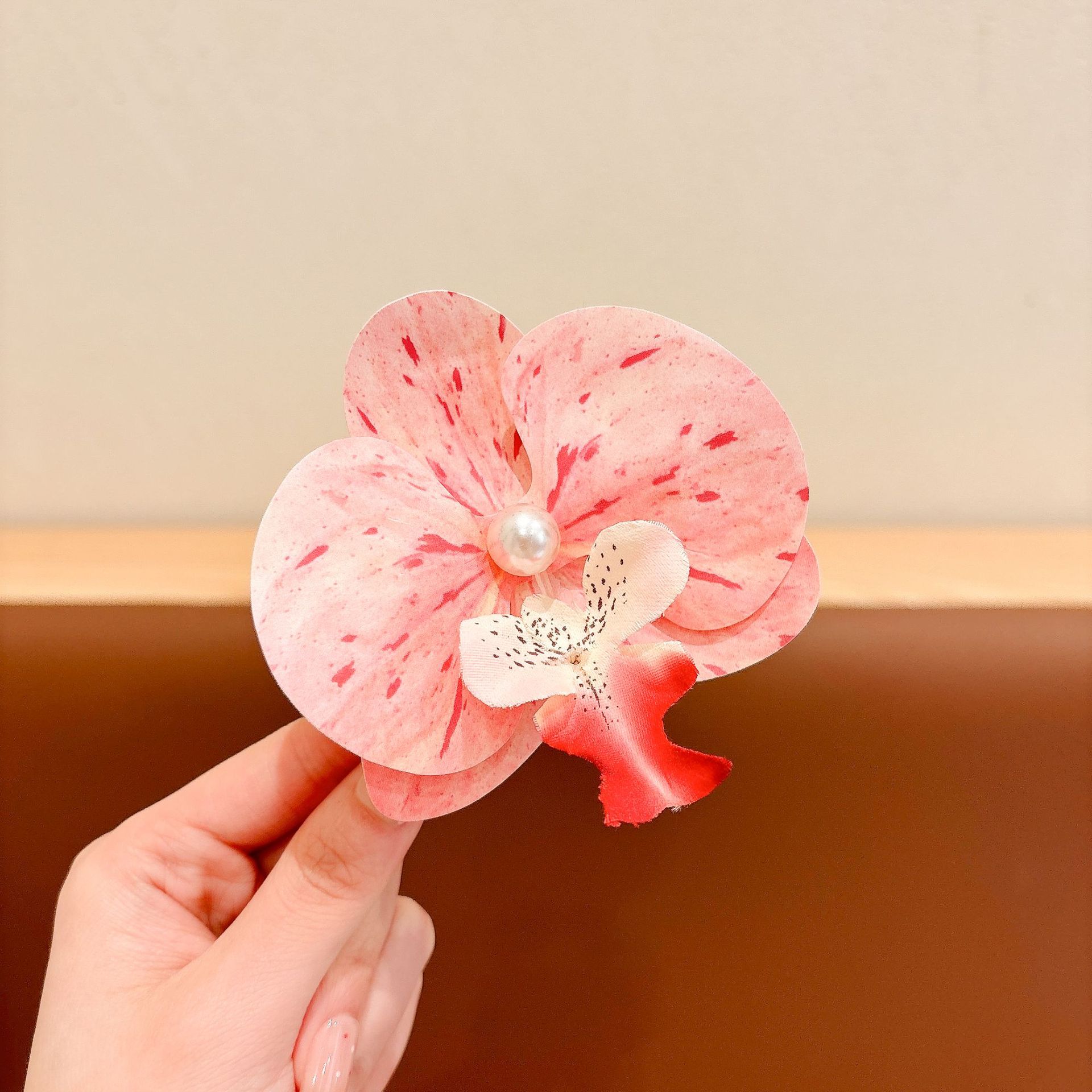 Orquídea de alto nivel de atmósfera, orquídea de mariposa, rascar, pinzas de cabello teñidas, pinzas de cabello rotas, adornos de cabello de mujer, toque de estilo de flores