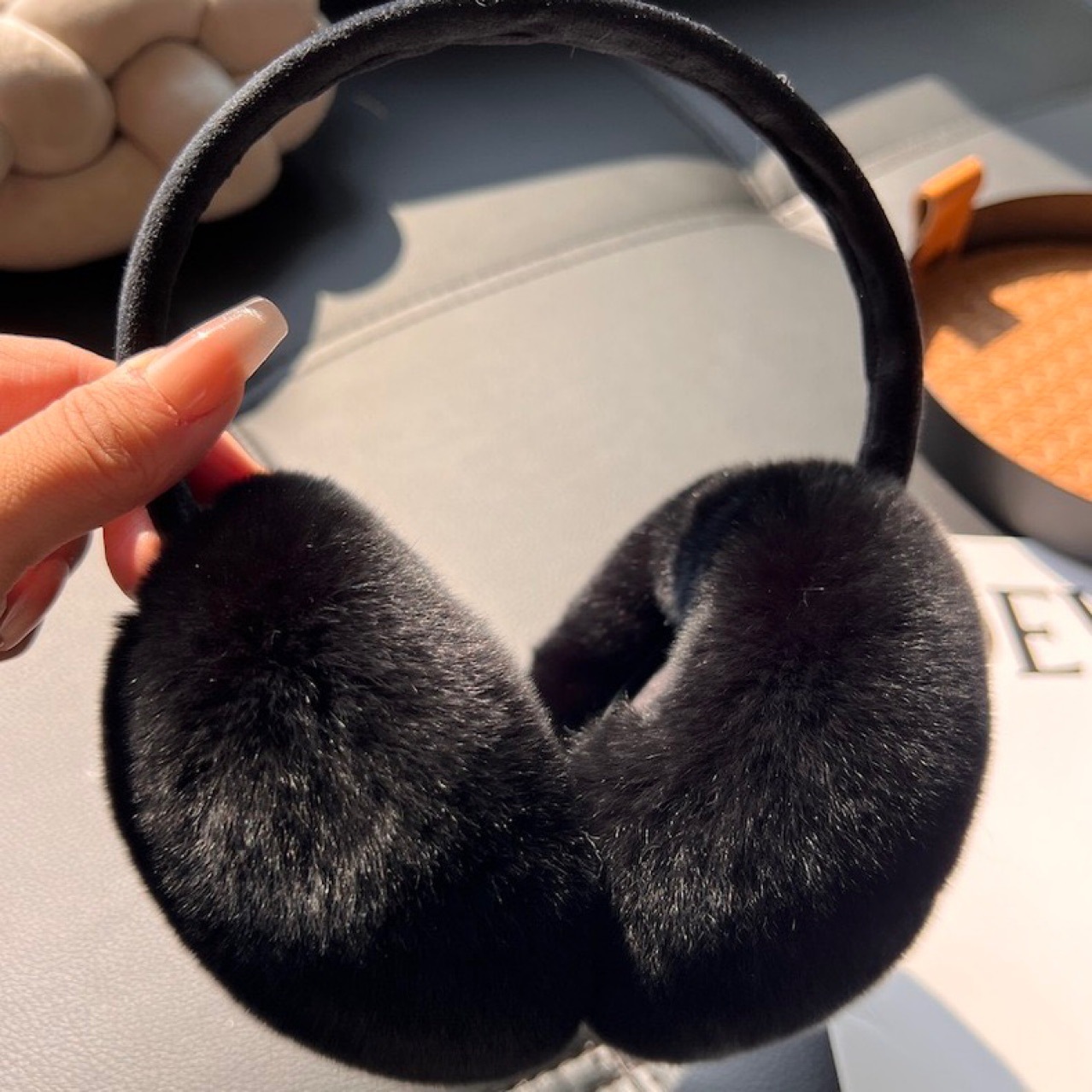 Cute universal headphones, keep warm windproof earmuffs