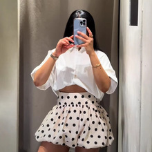 �羳���Q�W���LŮ�bZA���uͨ����ĕr�аٴ�c����ȹѝ