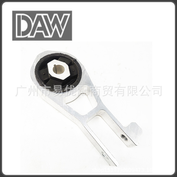68258599AA Rear Engine Mount for Jeep Renegade Fiat 500X