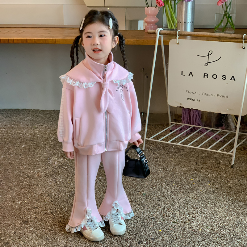 Cute and Stylish Outfit for Baby Girls: Sweatshirt and Base Shirt Set, Spring Children's Fashionable Two-Piece Set with a Turn-Down Collar