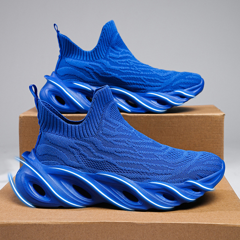 Men's Shoes Autumn and Winter Breathable Flying Woven Socks Mesh Blade Lovers Casual Shoes New Light Men's sneaker