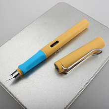 派利新款多彩钢笔学生初用橡胶握笔正姿书写练字墨水墨囊两用钢笔